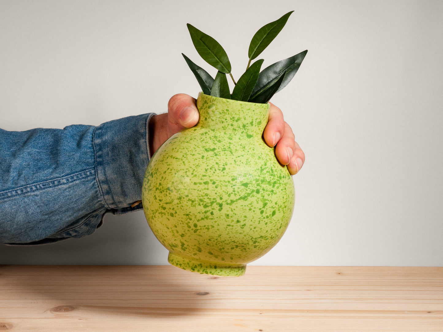 Large Orb Vase – Pear