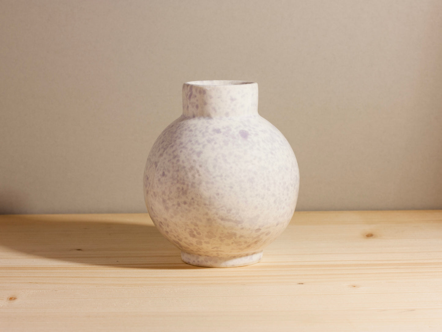 Small Orb Vase – Lavender Splatter