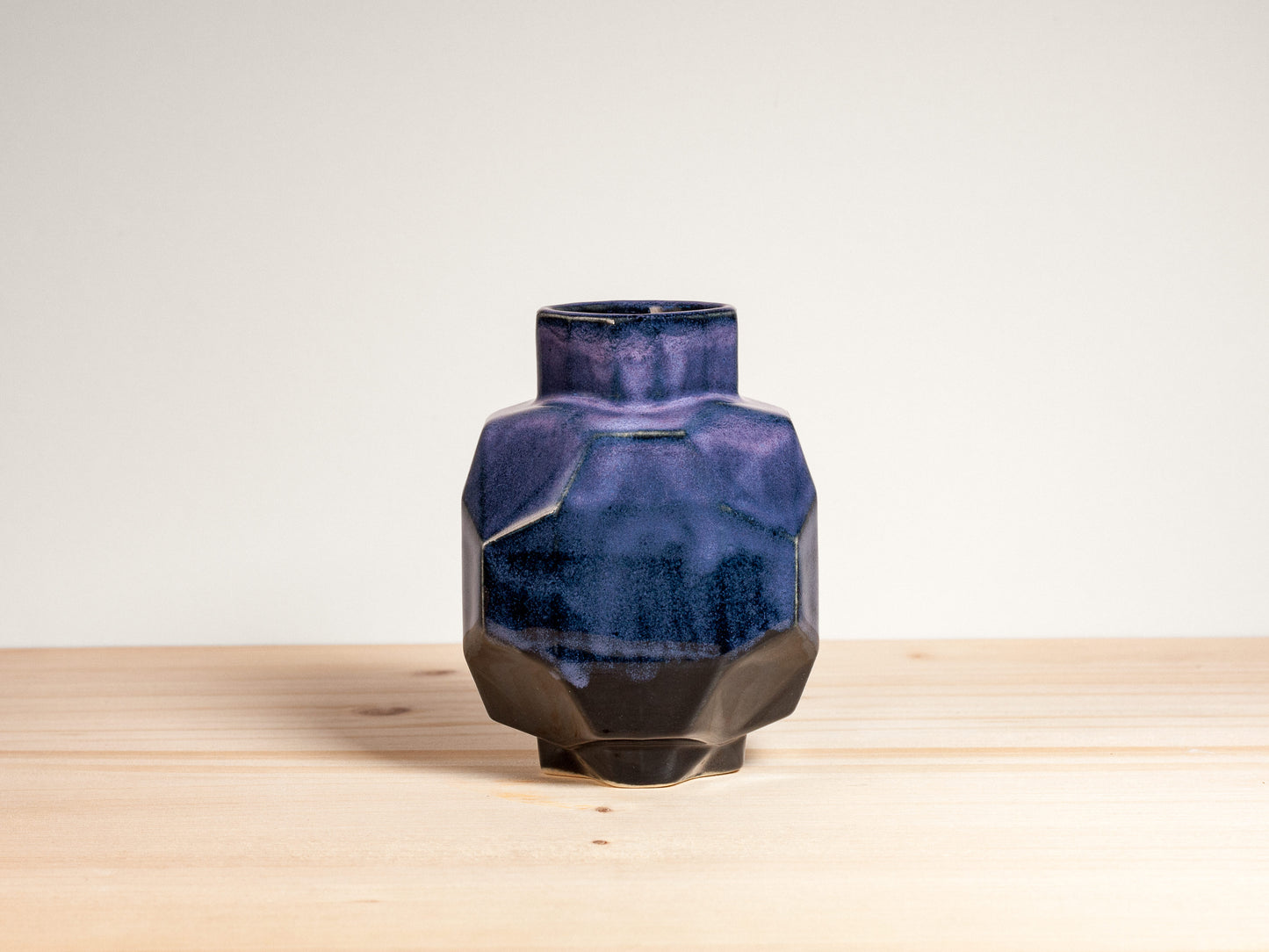 Small Geo Vase – Midnight