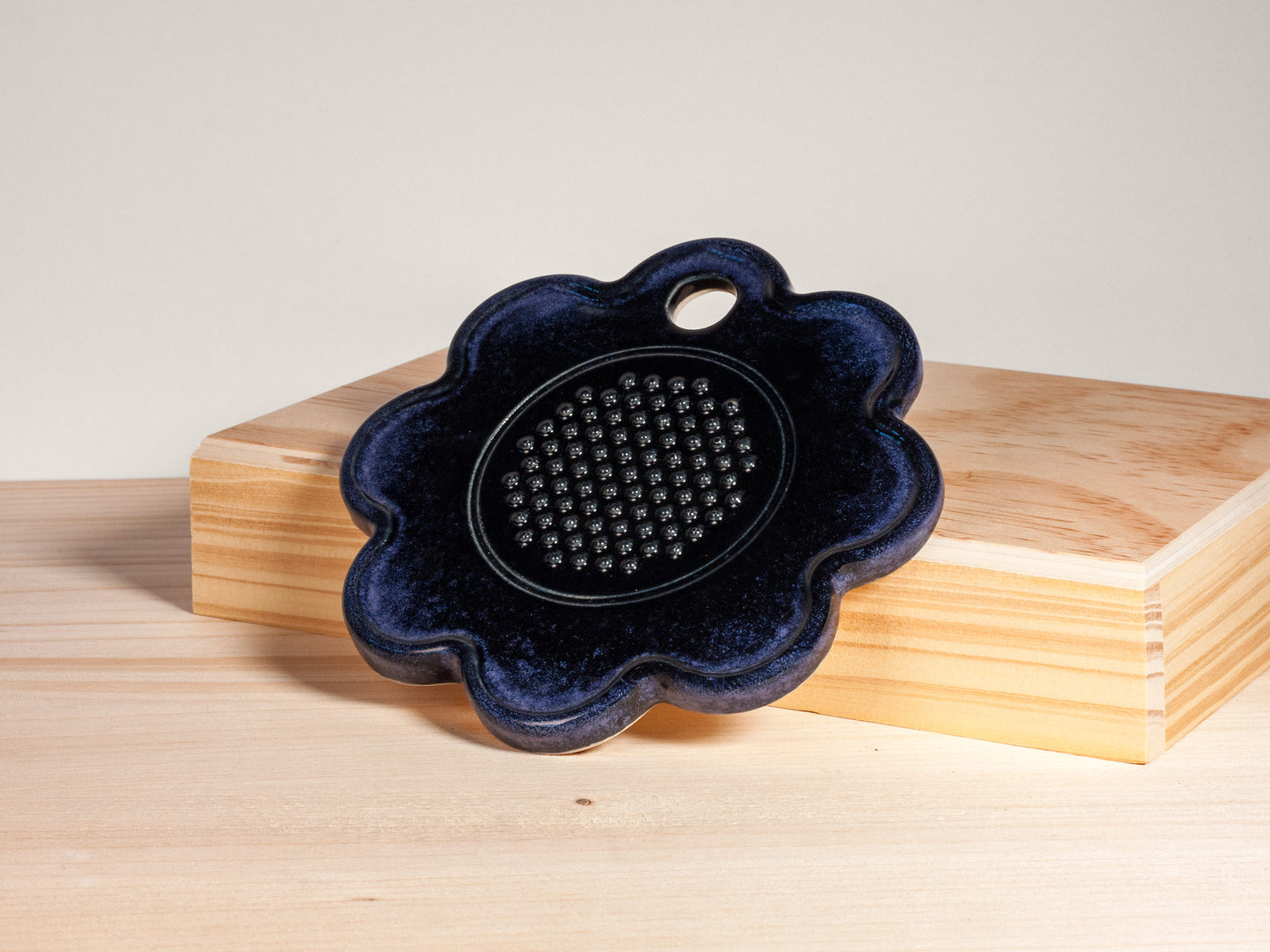 Garlic Grater – Midnight