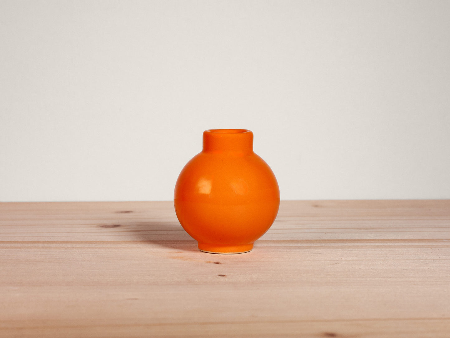 Mini Orb Bud Vase – Tangerine