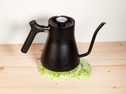 Spiral Trivet – Grass Green Splatter