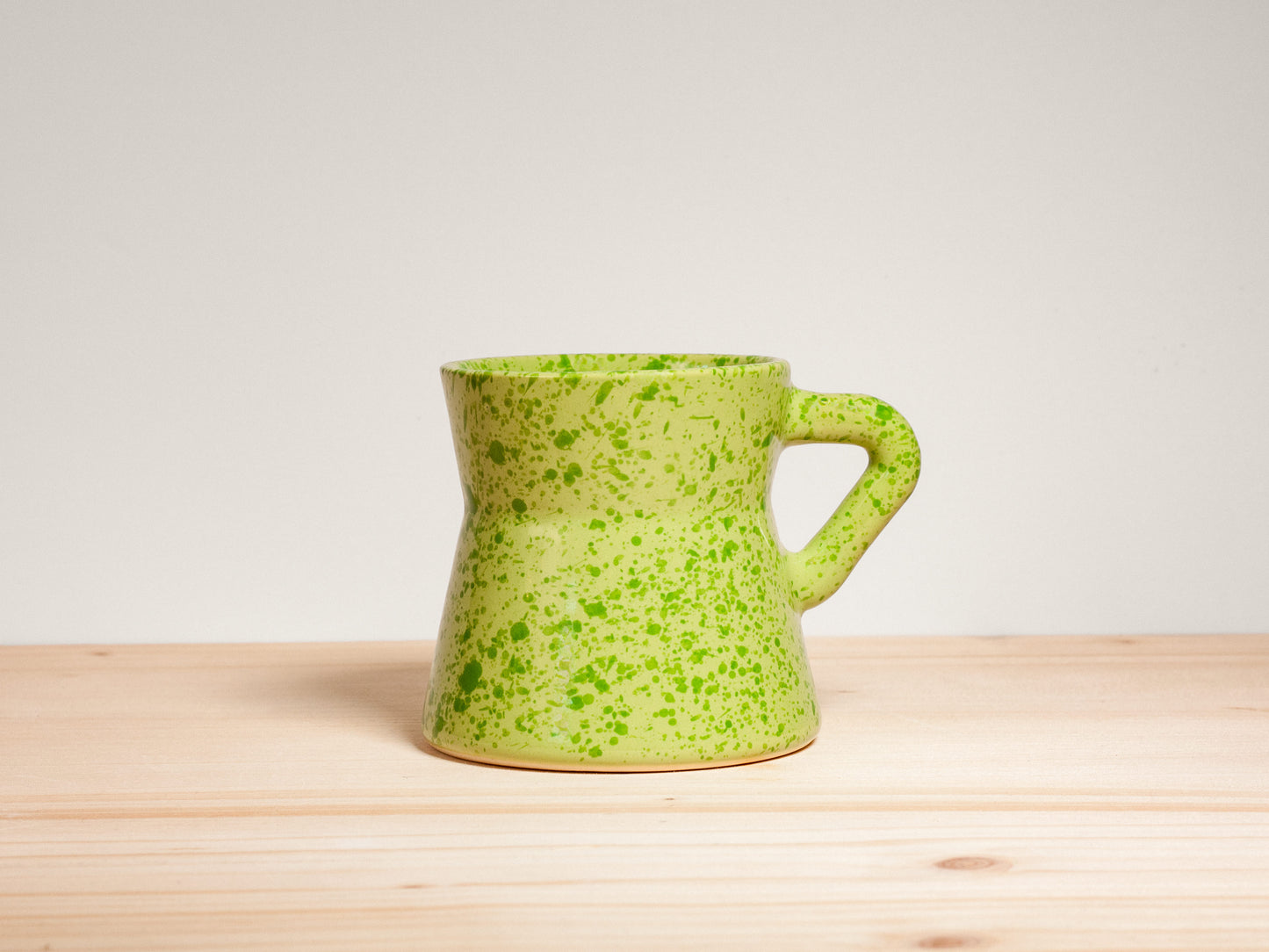 Diner Mug Triangle Handle – Pear