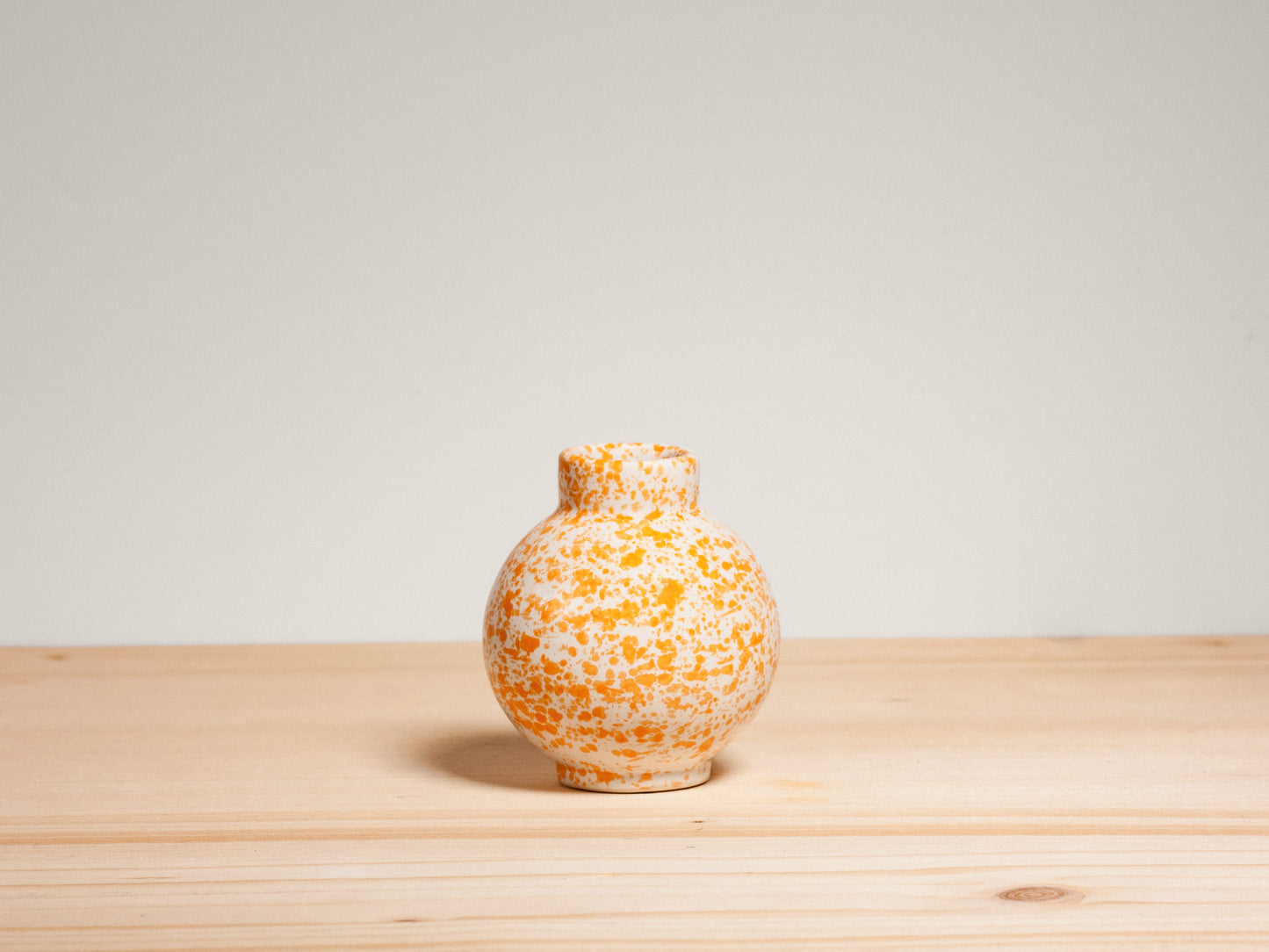 Mini Orb Bud Vase – Tangerine Splatter