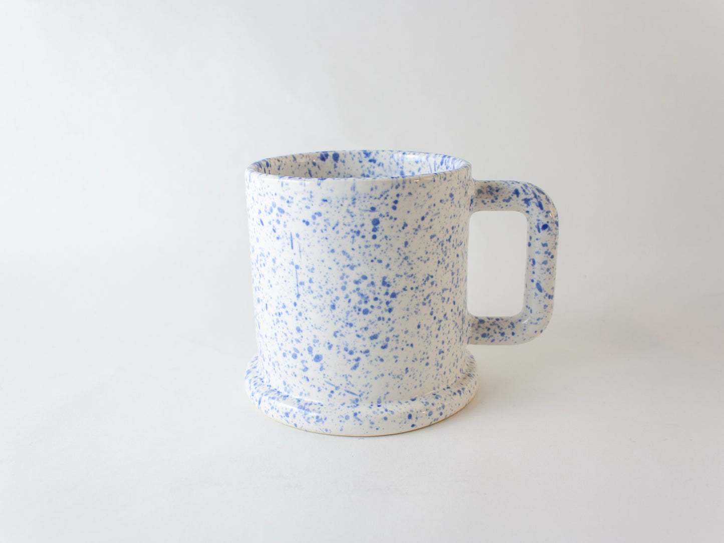 Flat Foot Mug Rectangle Handle – Blue Splatter