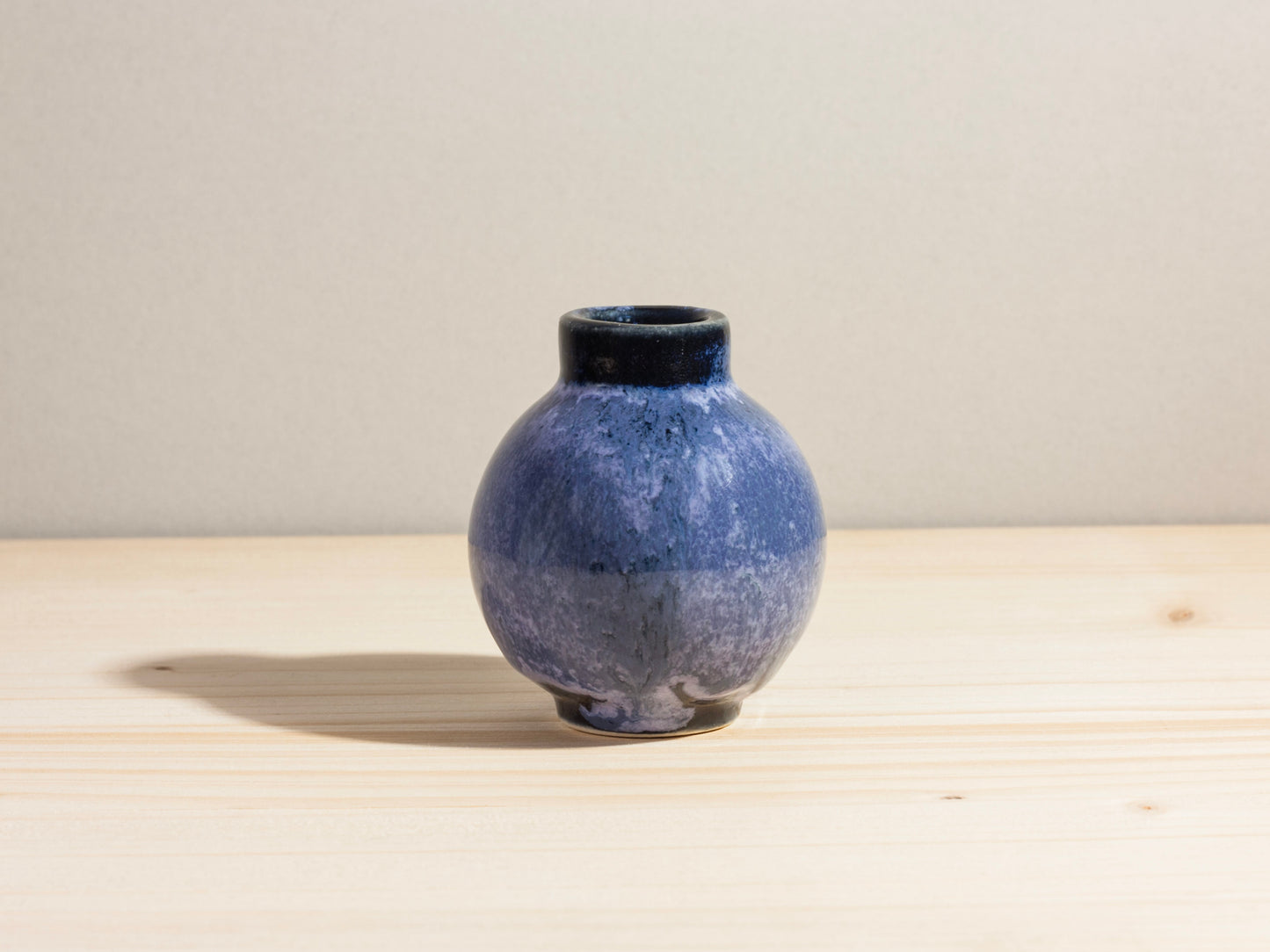 Mini Orb Bud Vase – Midnight