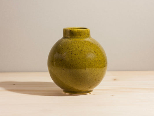 Small Orb Vase – Olive