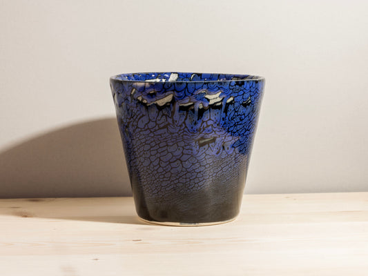 Flower Pot Planter – Dark Blue Crawl