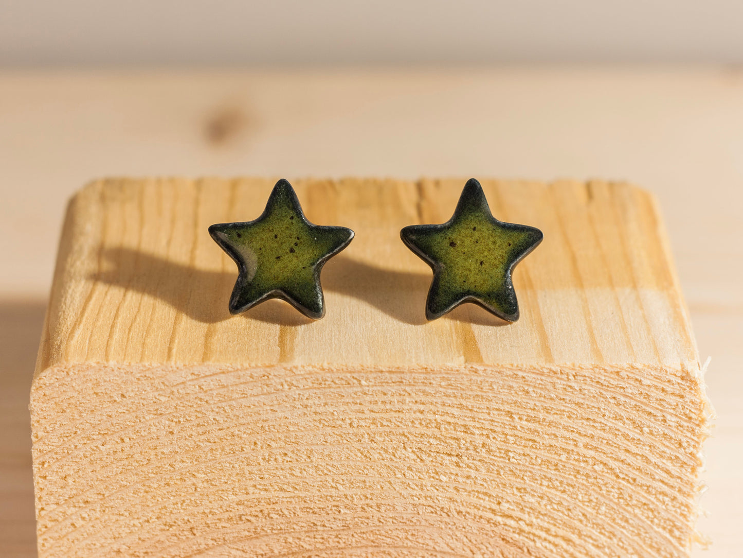 Chunky Studs – Stars – Swamp Green