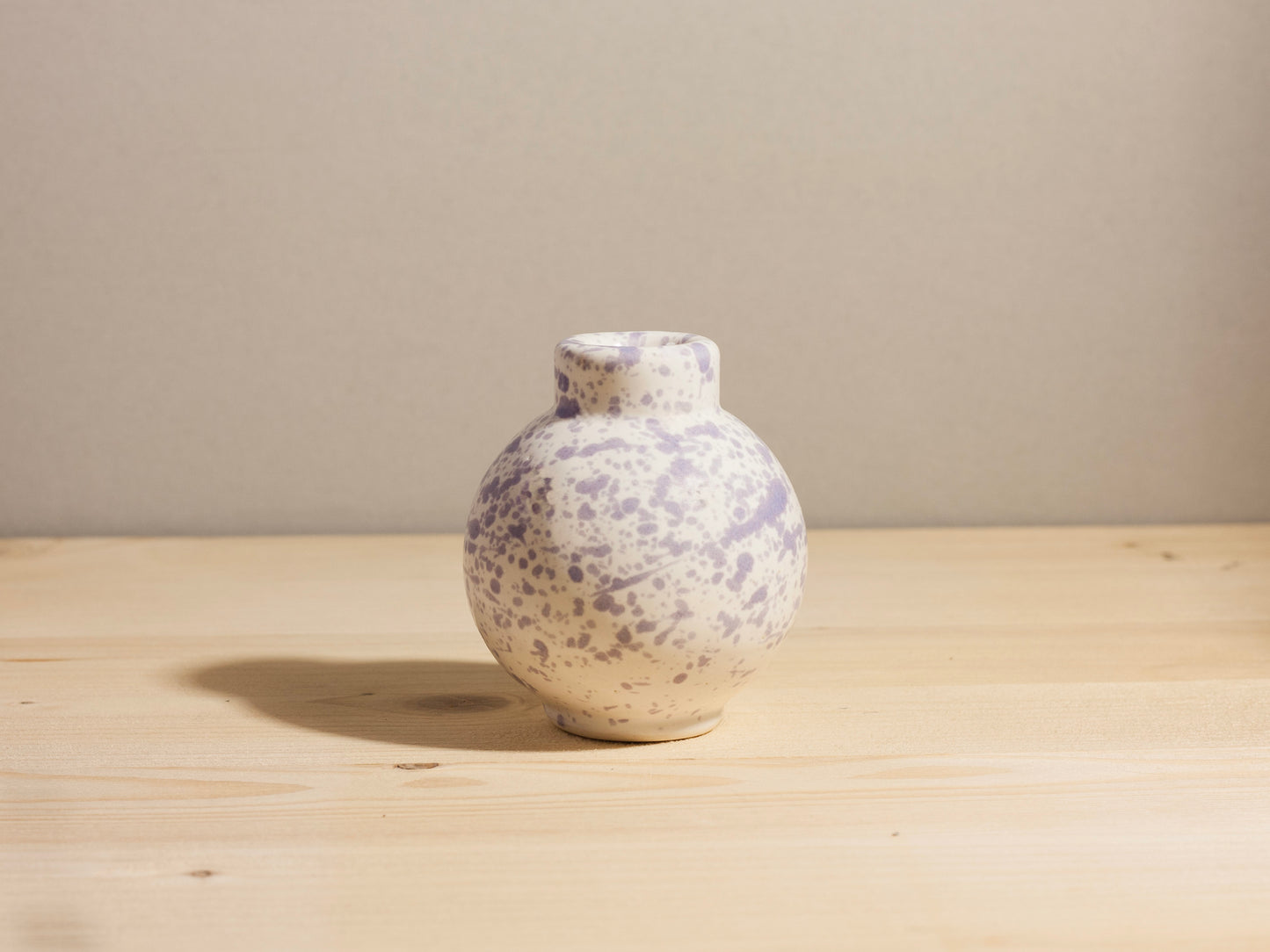 Mini Orb Bud Vase – Lavender Splatter