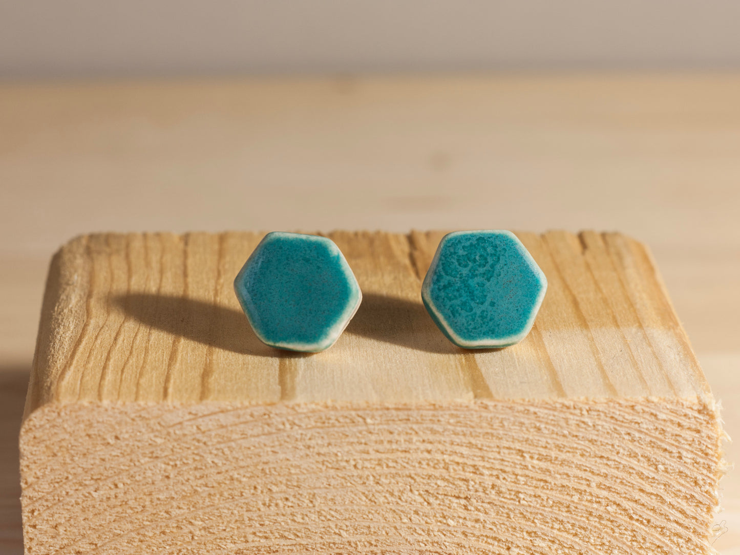 Chunky Studs – Hexagons – Turquoise