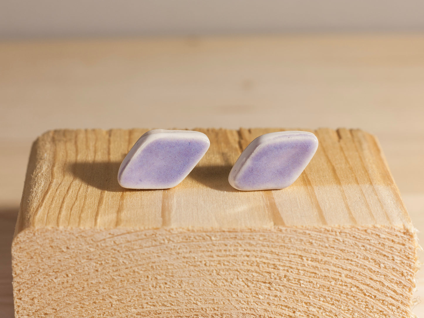 Chunky Studs – Diamonds – Lavender