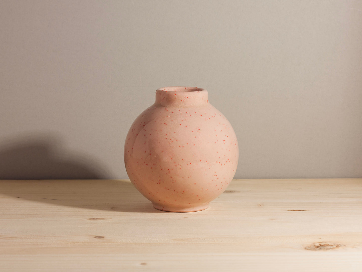 Small Orb Vase – Pink Sprinkles